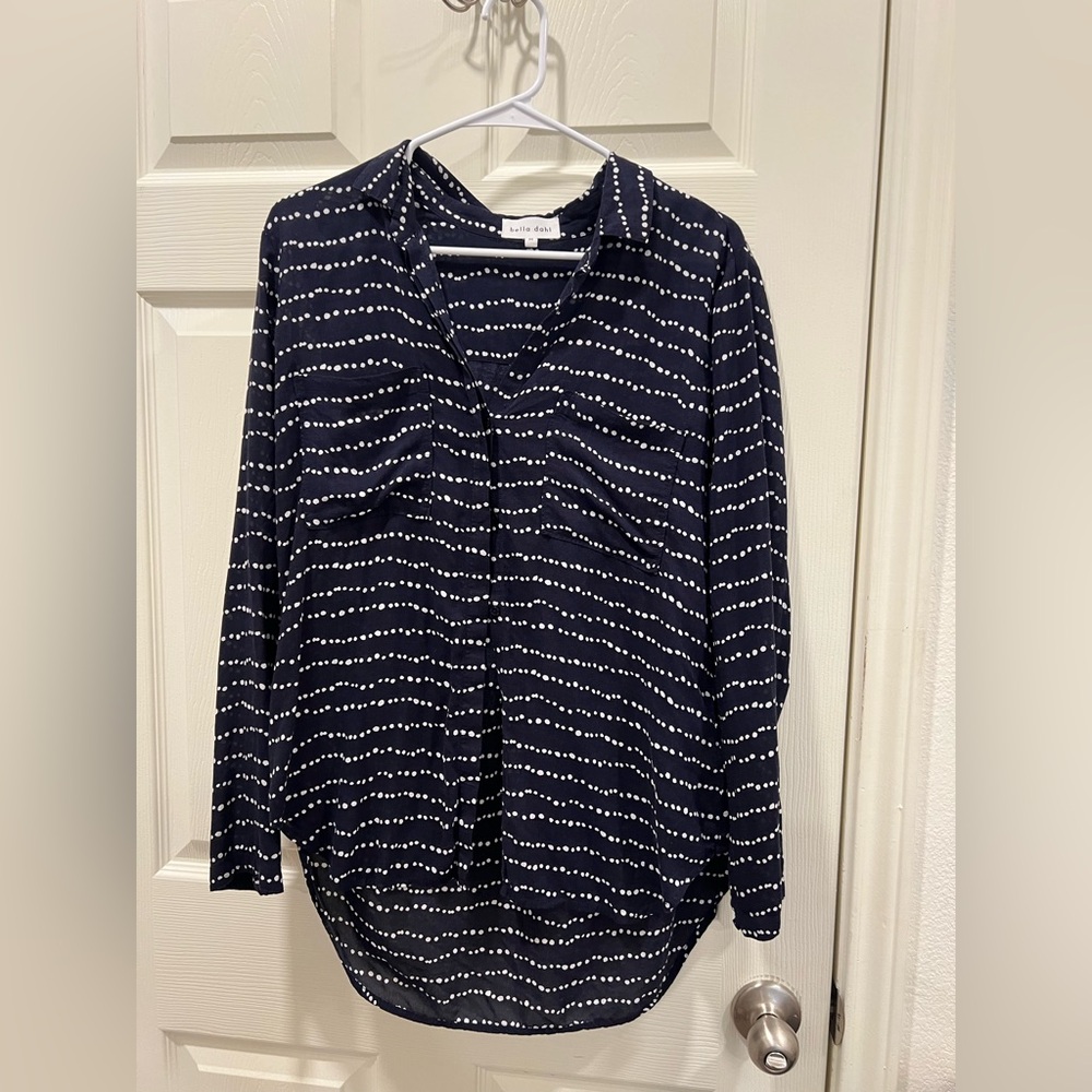 Bella Dahl Navy and White Patterned Blouse